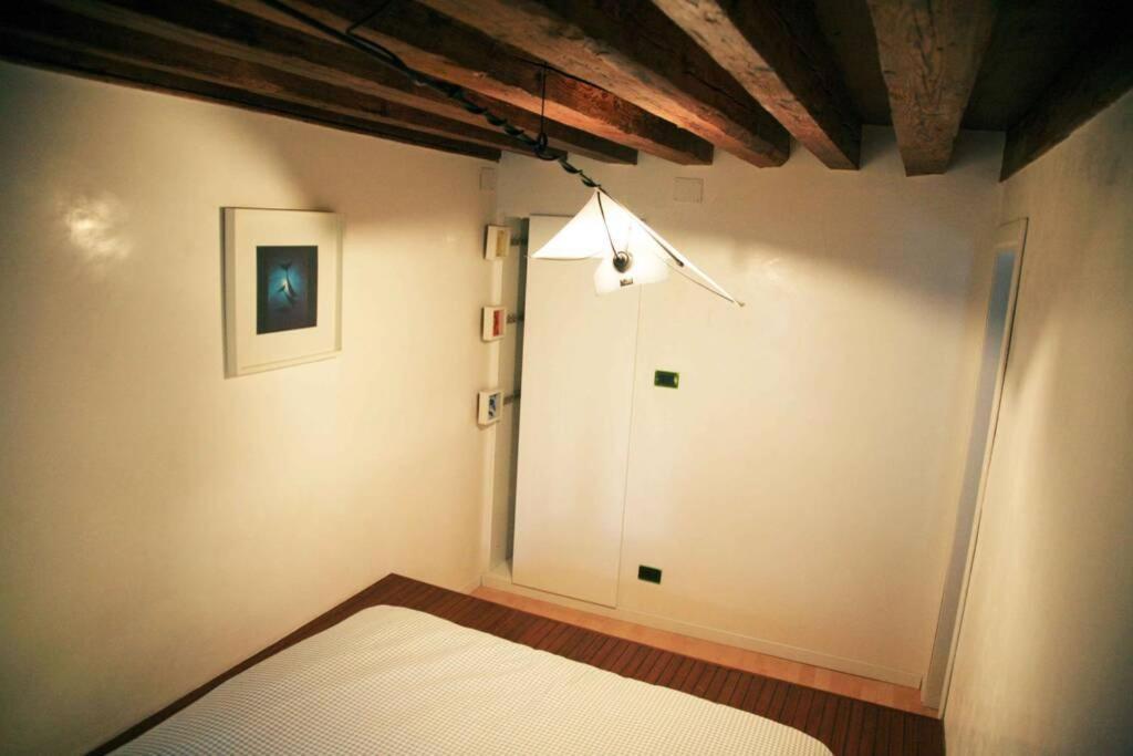 Bellissimo appartamento in Palazzo Storico Venezia Esterno foto